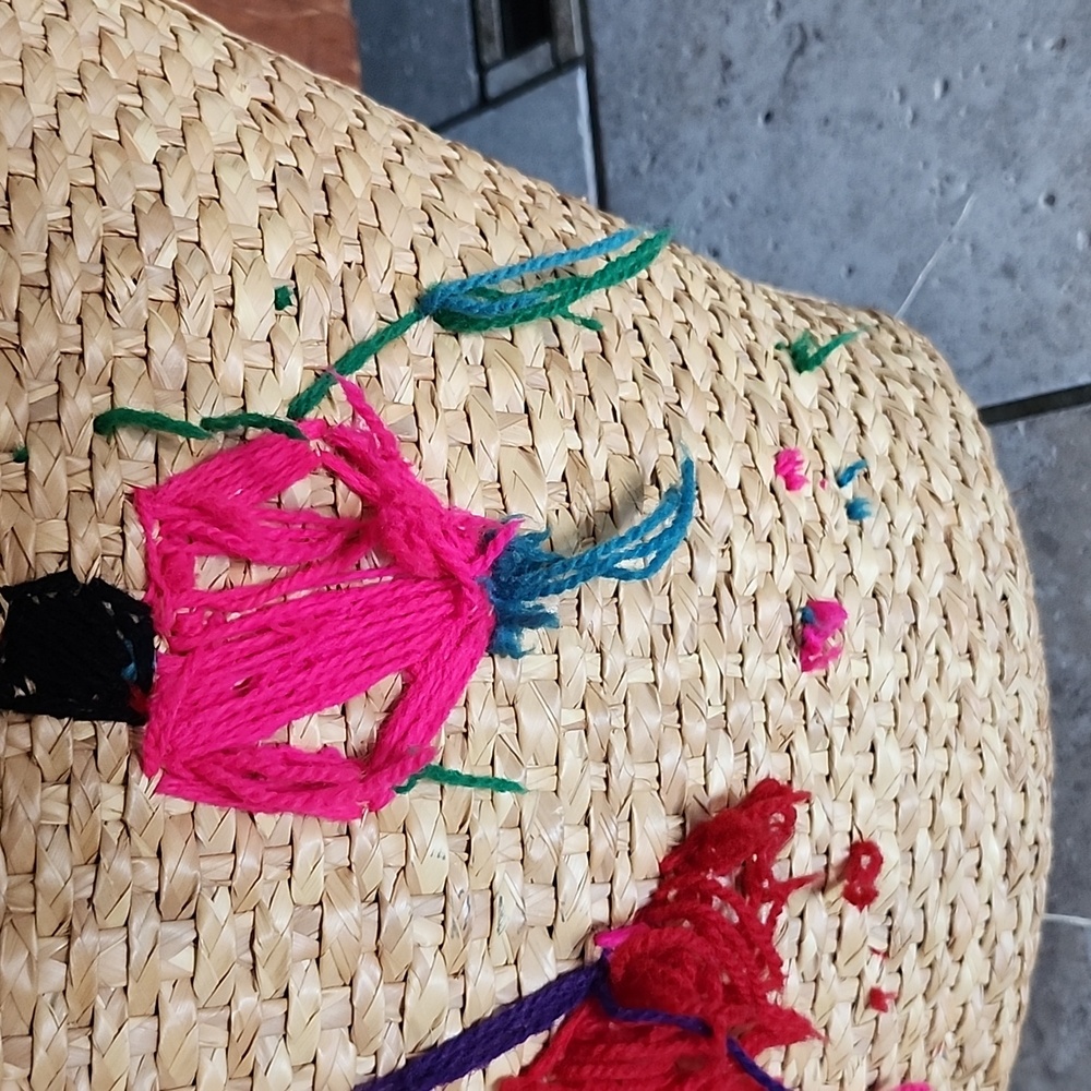 Handcrafted Oversized Straw Tote with Colorful Embroidery - Picture 3 of 16